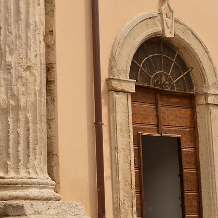 Palazzo Bozzoni Assisi Boutique Apartments Exterior photo