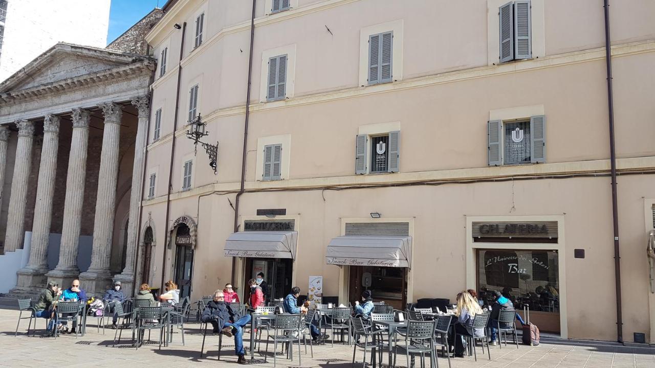 Palazzo Bozzoni Assisi Boutique Apartments Exterior photo